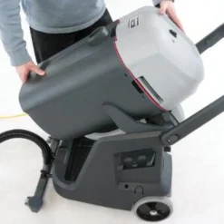Advance® VL500™ 14 Gallon Complete Wet/Dry Vacuum w/ Front Mount Squeegee & Toolkit