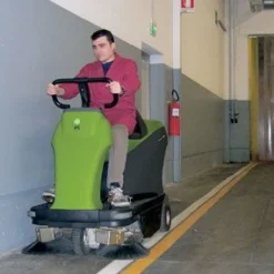 IPC Eagle 1050 Battery Powered Rider Warehouse Vacuum Sweeper - 42" Sweeping Path