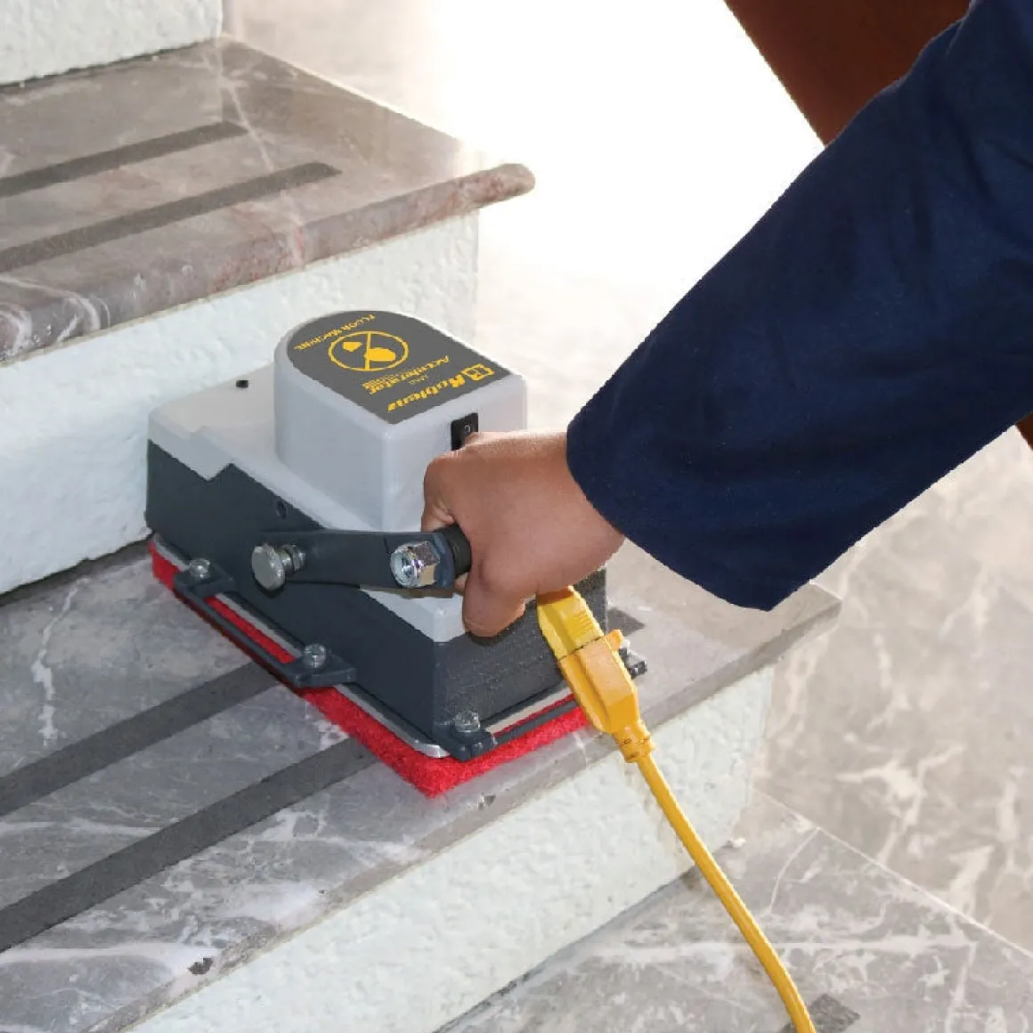 Koblenz® Mini Edger Handheld Dry Stripping Orbital Machine - 4.5" x 10"